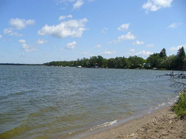 Shoal_Lake_P1020867